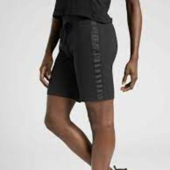 Athleta Metro Downtown Shorts Black Size Small - Picture 8 of 10